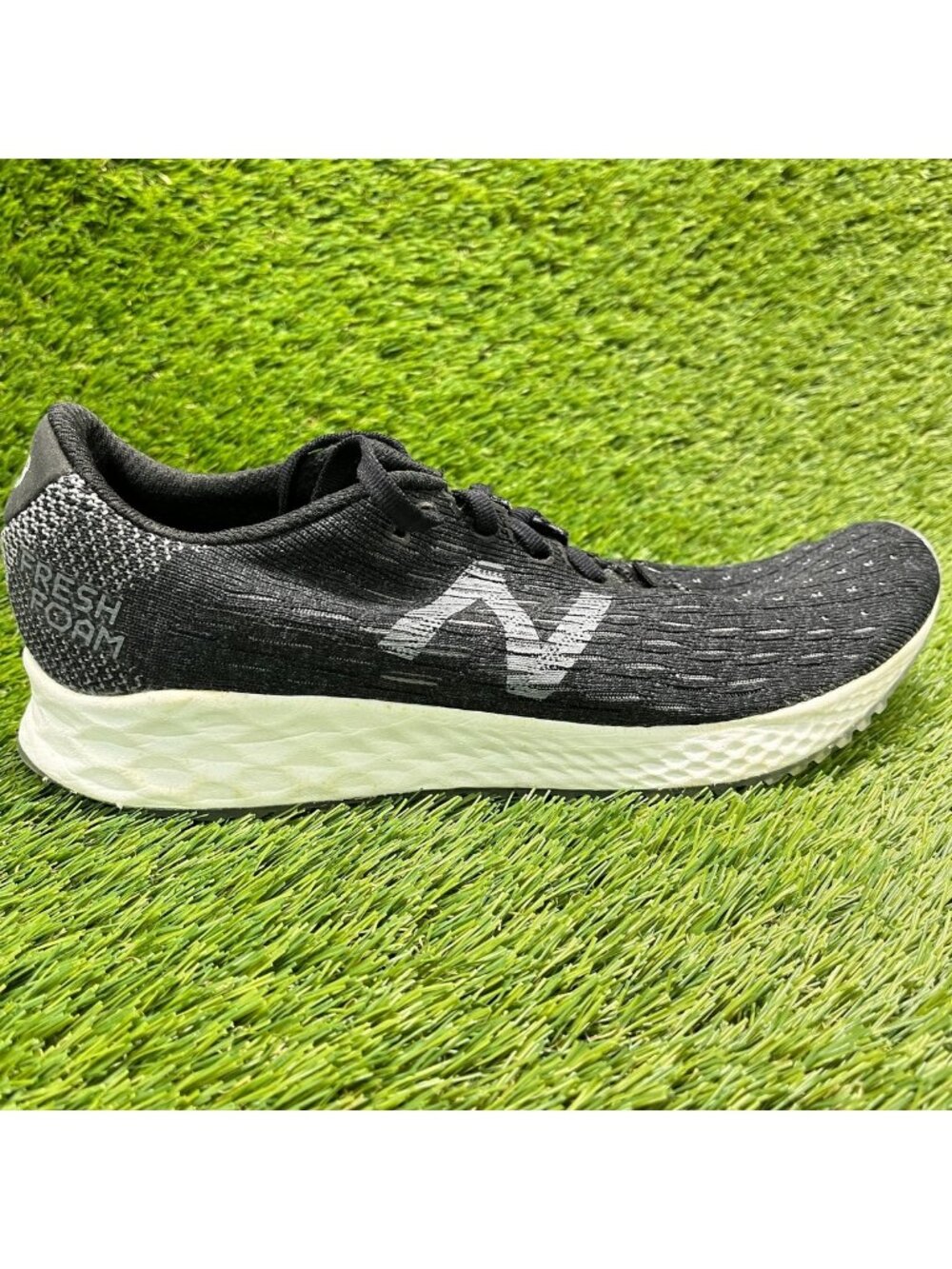 New Balance Fresh Foam Zante Pursuit Mens Size 10.5 Black Running Shoes Sneakers